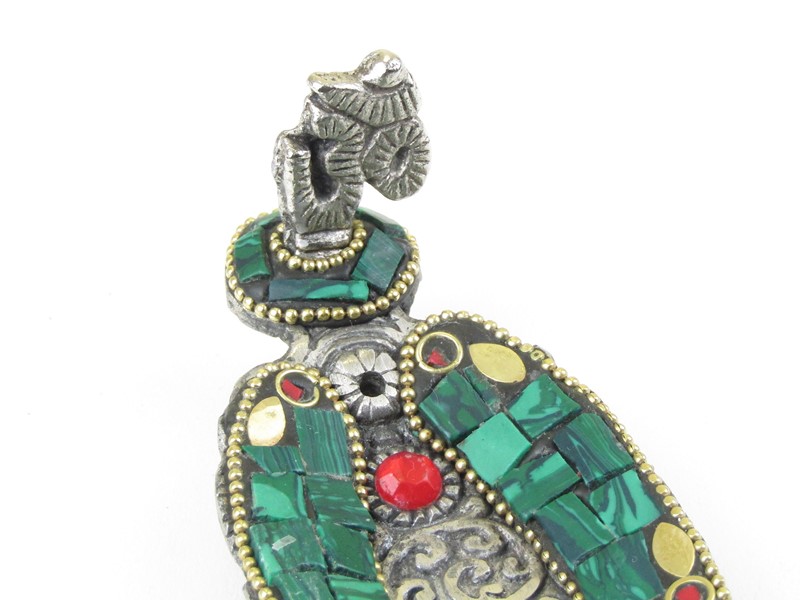 Držák tyčinek kovový se slonem