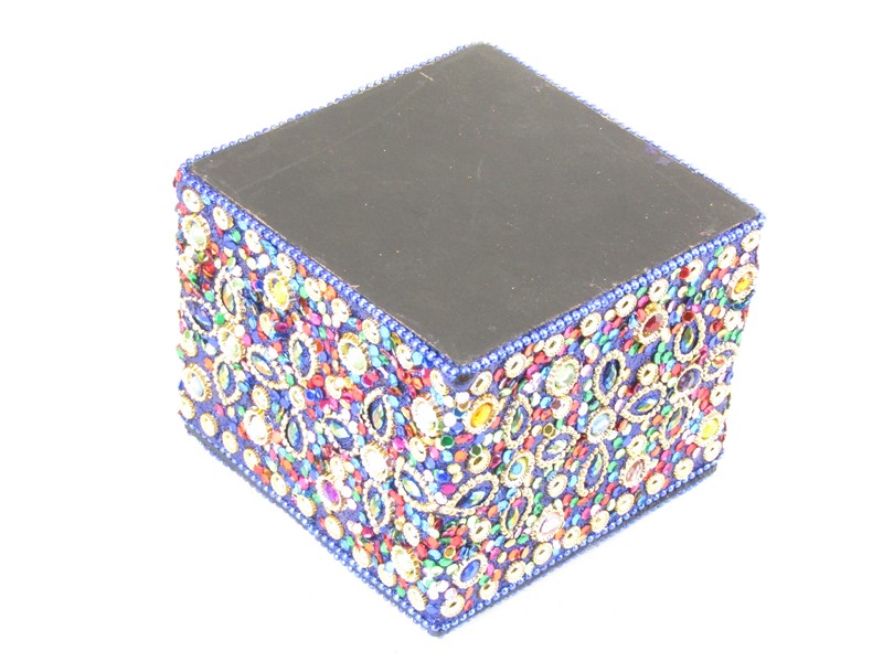 Krabička dřevěná modrá zdobená