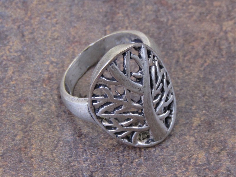 Prsten z Indie se stromem života