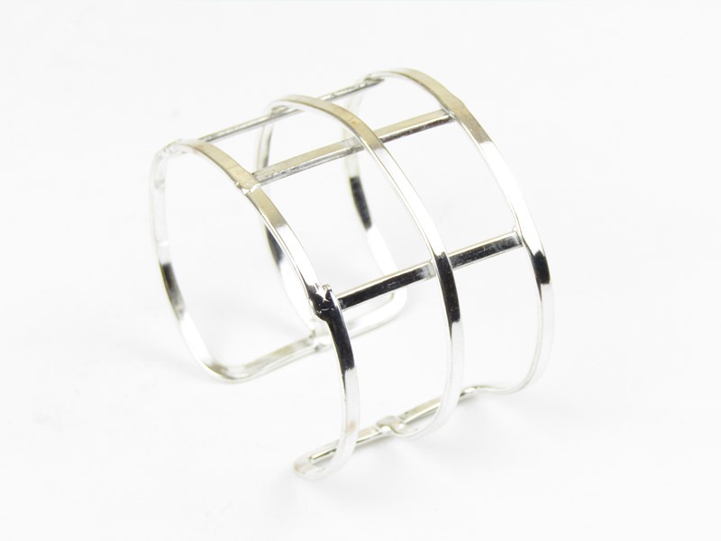 Náramek z Indie se čtverci