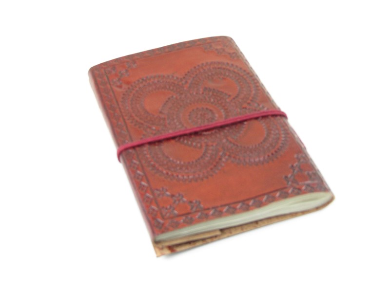 Deníček z kůže a papíru s malachitem z Indie