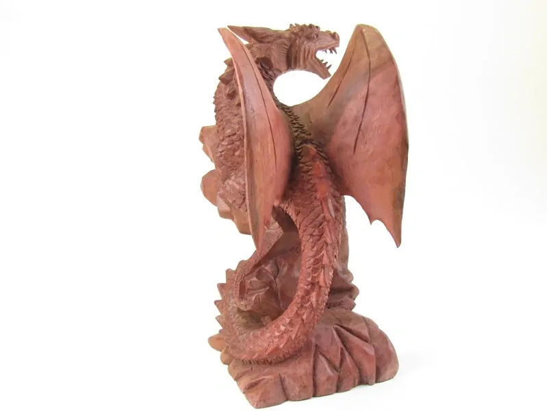 Dřevěný drak saurus 32 cm 