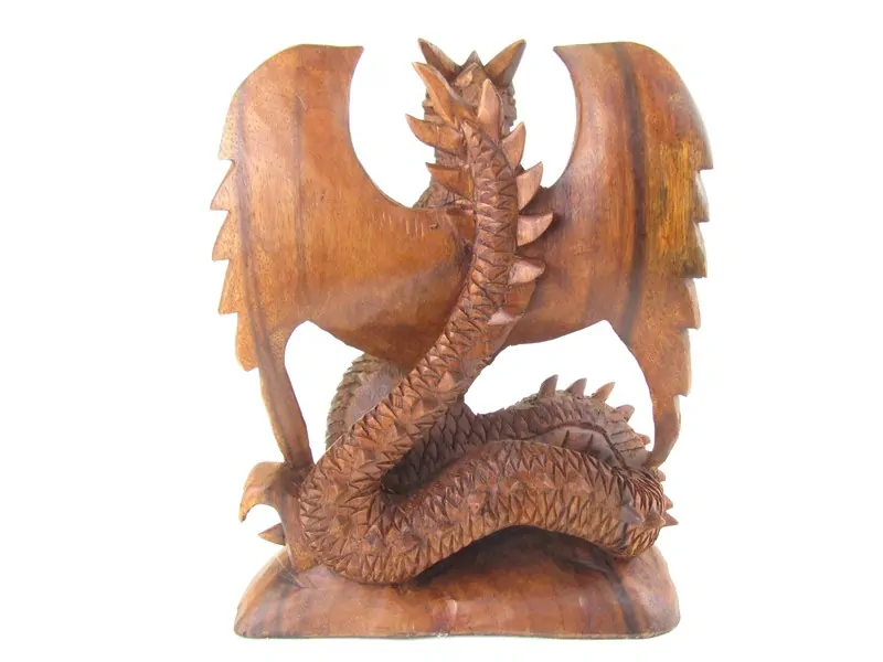 Dřevěný drak vyřezávaný s  křídly 32 cm