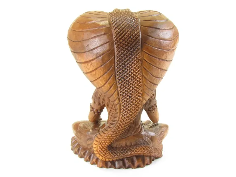Dřevěná socha Šivy 30 cm s kobrou