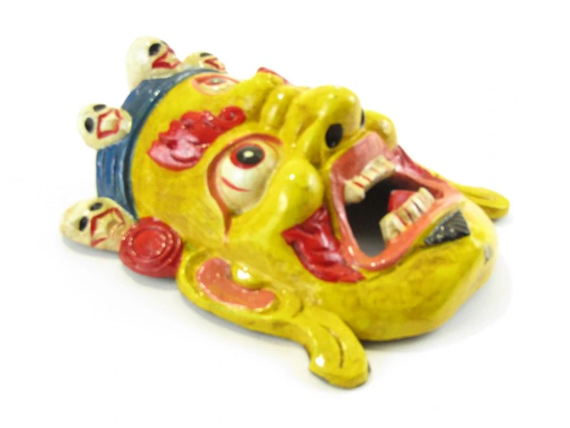 Dřevěná maska Bhairab žlutá 20 cm