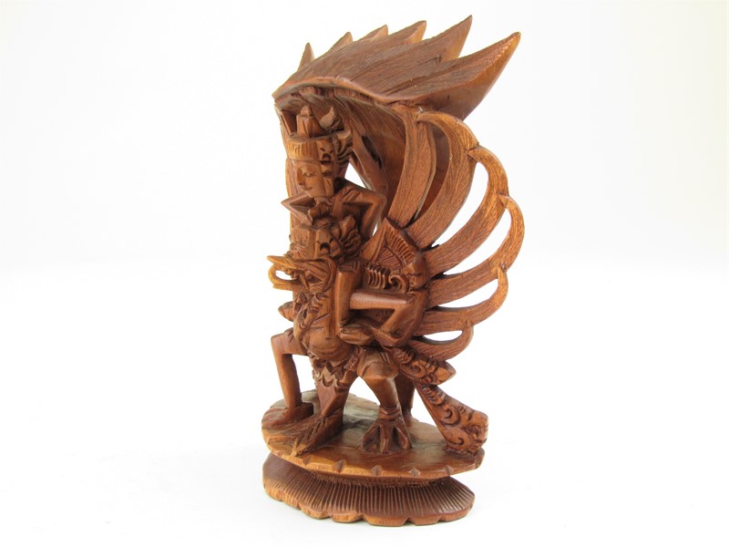 Dřevěná socha Višnua a Garudy 22 cm