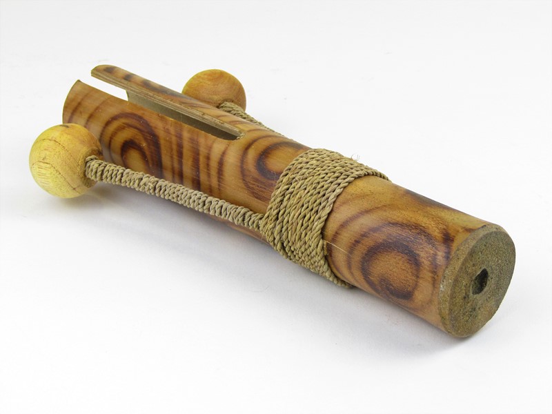 Hudební nástroj klepací z Indonésie