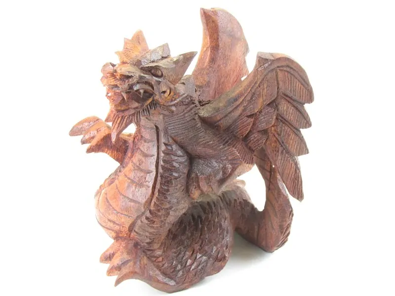 Dřevěný drak vyřezávaný s křídly 17 cm