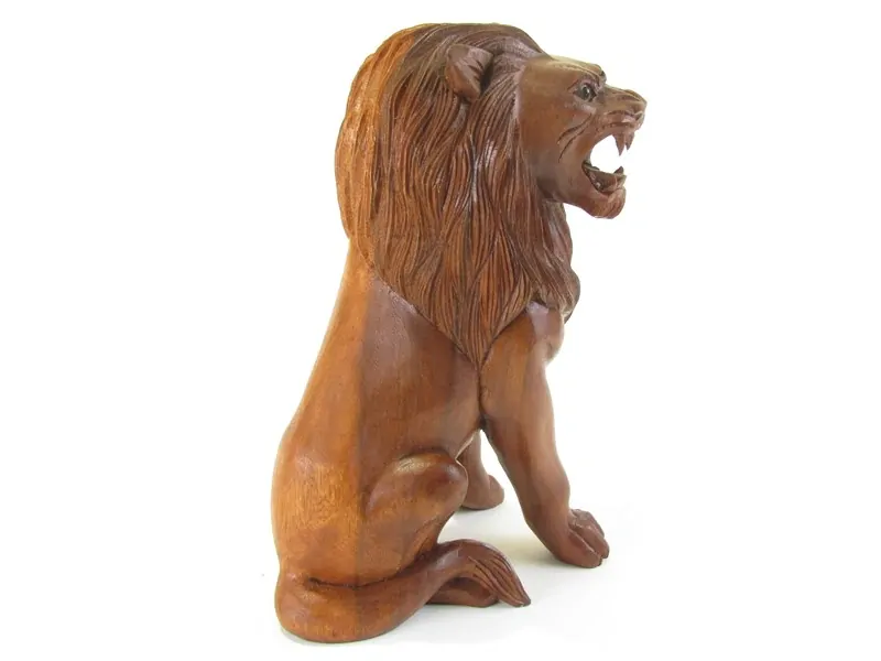 Lev ze dřeva z Indonésie 30 cm