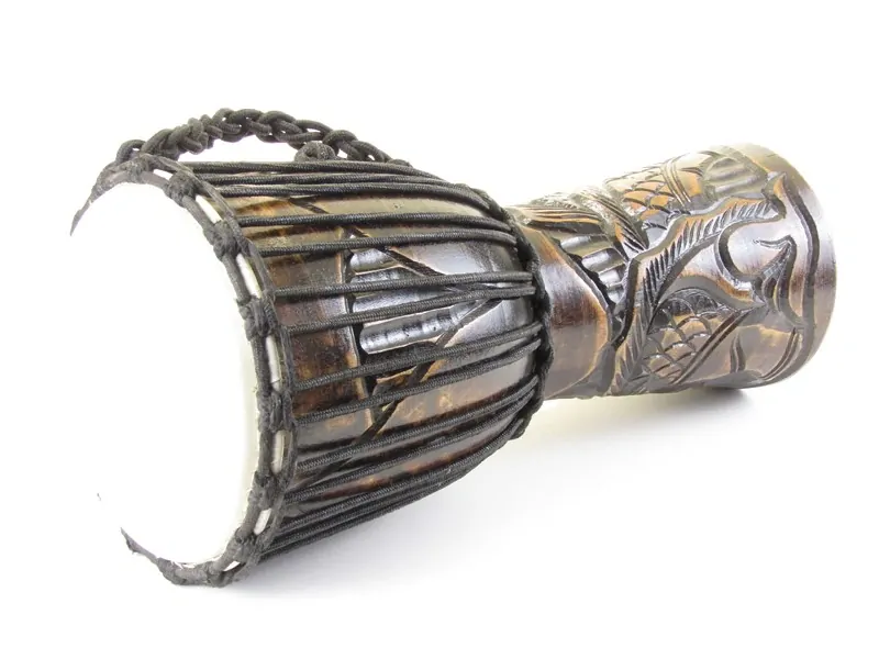 Buben vyřezávaný motivem draka 40 cm