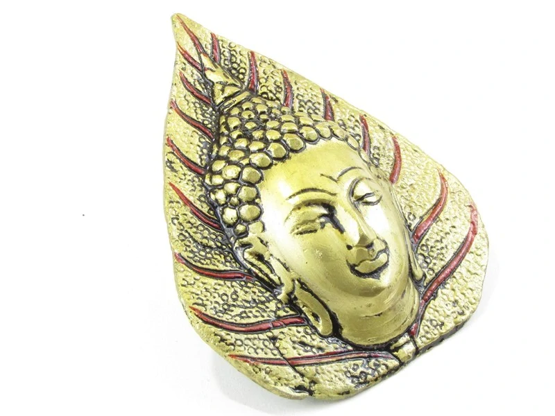 Buddha z kovu v listu 10 cm žlutý