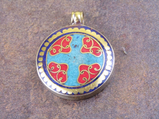 Tibetský přívěšek kulatý ornamentální