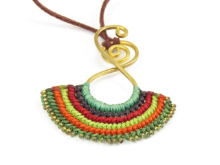 Macramé korále barevné z Indie