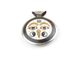 Nepálský přívěšek s Buddhovýma očima