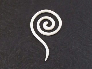 Roztahovák do ucha bílá spirálka