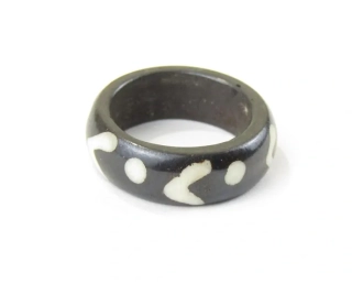 Prstýnek z Indie z kosti vel. 58