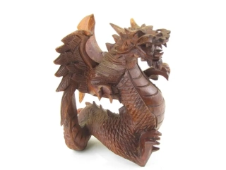 Dřevěný drak vyřezávaný s  křídly 14 cm