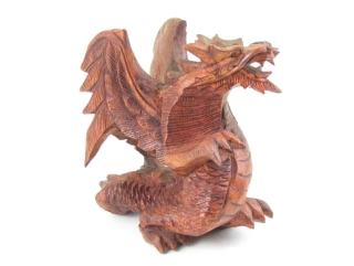 Dřevěný drak vyřezávaný s křídly 17 cm