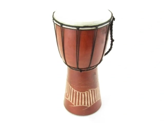 Buben vyřezávaný hnědý 30 cm