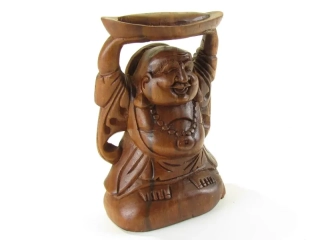 Budai dřevěný ruce nad hlavou 20 cm