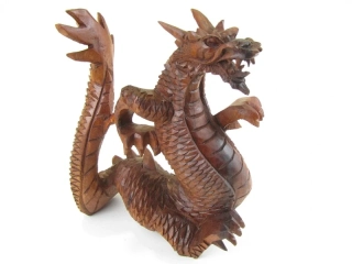 Dřevěný drak vyřezávaný 22 cm